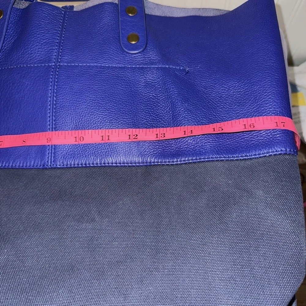 The Unbranded Brand royal blue